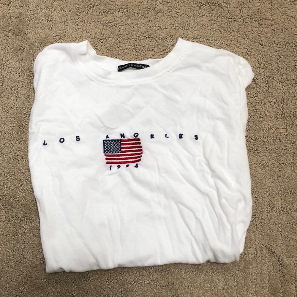 Brandy Melville t shirt